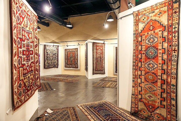 エレバン市内プライベートツアー：コニャック工場、メジェリア絨毯博物館