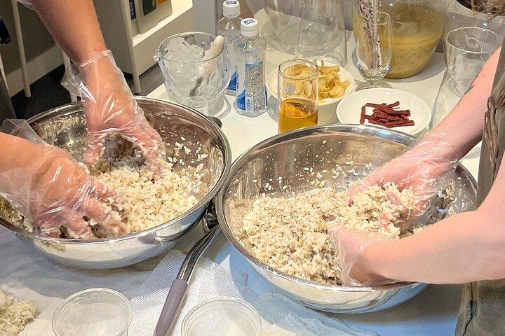 Prepare e experimente a bebida tradicional coreana Makgeolli na floresta de Seul