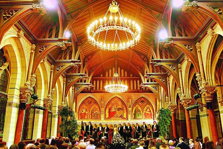 Nur Wiener Royal Orchester Konzert