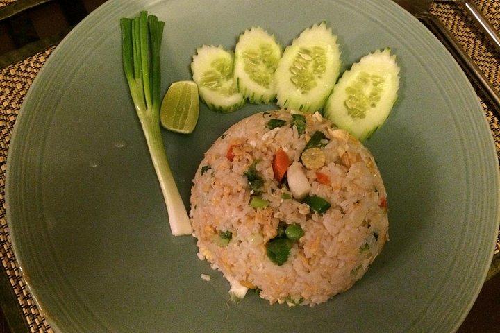 タイツガイド：バンコクのプライベートハイライト＋簡単なタイランチ