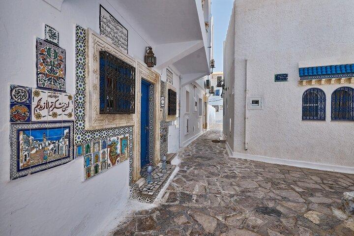Tour to the Medina of Hammamet and the Spice Market of Nabeul