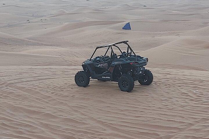 30 minuten durende Dune Buggy Ride, 4x4 Desert Safari in Red Dunes door Extreme Buggy+