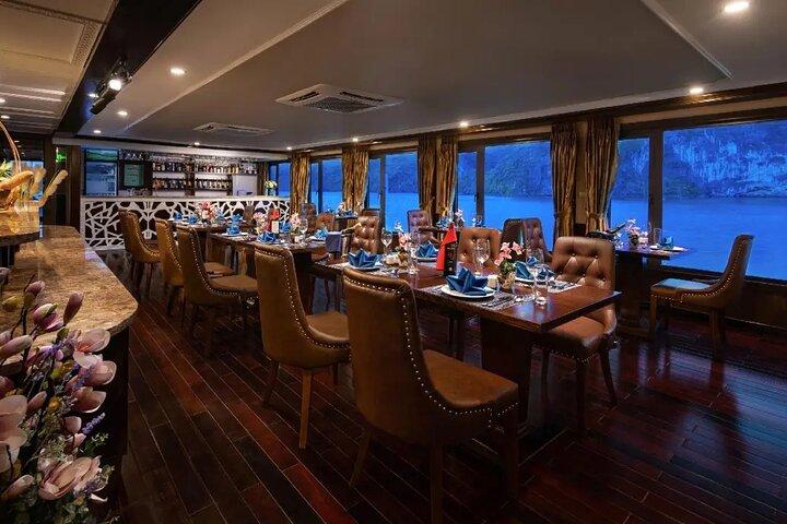 La Pandora Cruise Verken Ha Long Bay en Cat Ba Island 2 dagen 1 nacht op boot