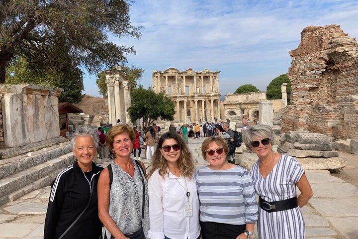 PRIVATE TOUR FOR CRUISERS : Mary's House (Meryemana) と Ephesus