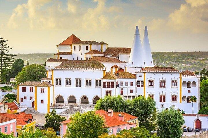 Tour privado de Sintra en un Mercedes de lujo