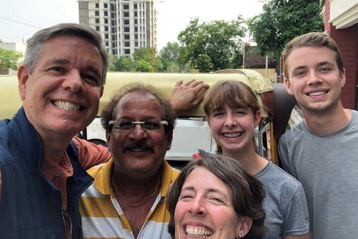 Full Day Agra Tuk Tuk Tour with Taj Mahal and Agra Fort