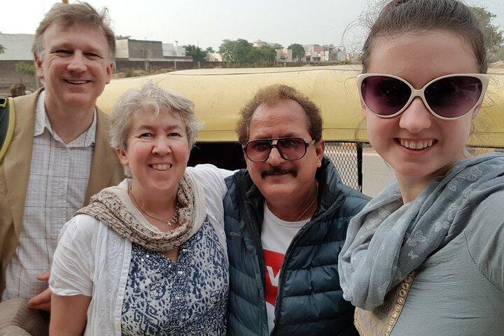 Full Day Agra Tuk Tuk Tour with Taj Mahal and Agra Fort