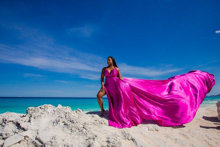 Sessão fotográfica com vestido esvoaçante em Cancún