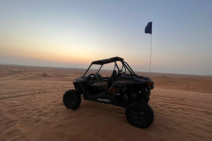 30 minuten durende Dune Buggy Ride, 4x4 Desert Safari in Red Dunes door Extreme Buggy+