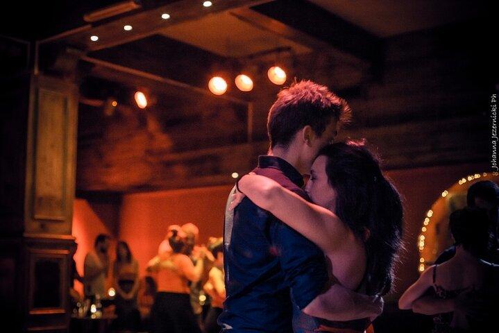 Buenos Aires : Clase Particular de Tango con un Bailarín Profesional