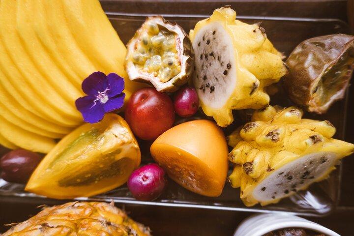Privé proeverij van tropisch fruit