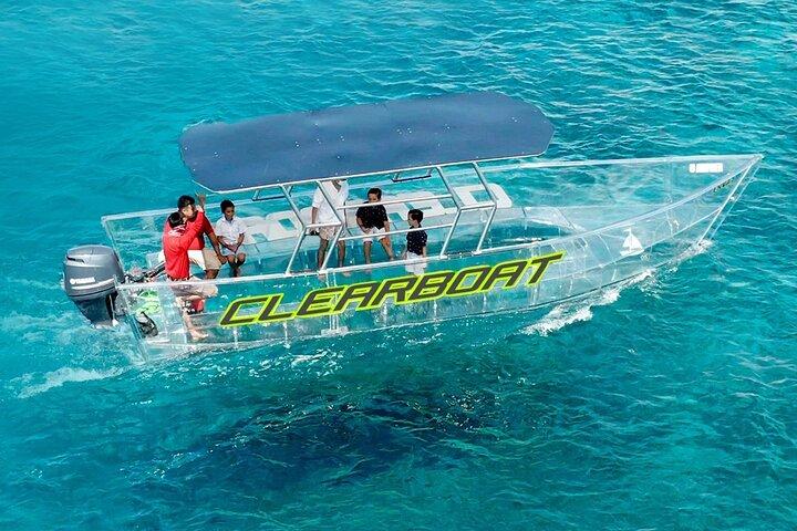 カンクングラスボート観光クルーズ