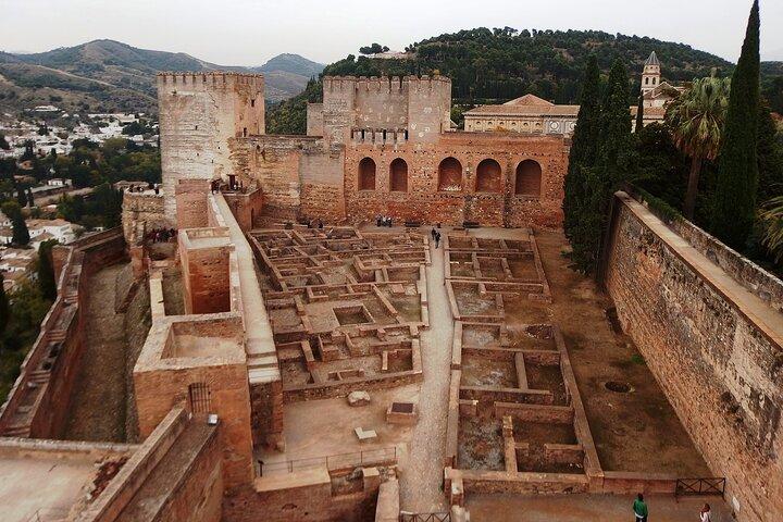 Alhambra e Albaicin Private Day Trip da Malaga