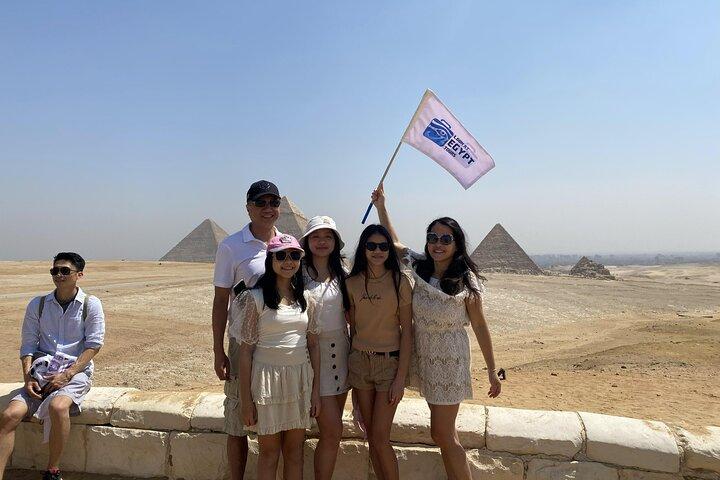 De stora pyramiderna i Giza & National Museum Tour med middagskryssning