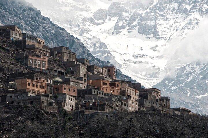 Private Day Trip to Atlas Mountains and 3 valleys - Lunch & Guide