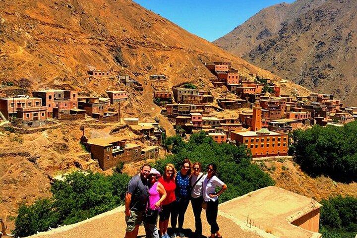 Private Day Trip to Atlas Mountains and 3 valleys - Lunch & Guide