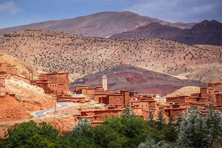 Private Day Trip to Atlas Mountains and 3 valleys - Lunch & Guide