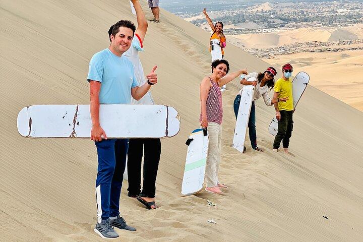 Privat tur til Ballestas-øerne, Ica og Huacachina inklusive sandboarding!
