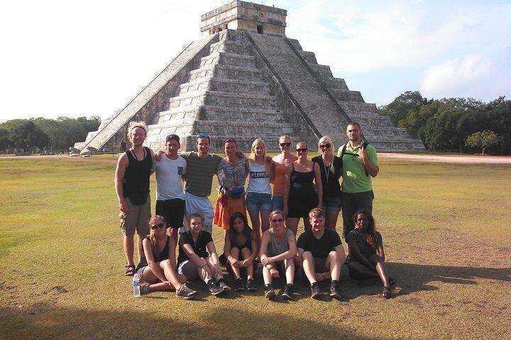 Chichén Itzá, Cenote e Valladolid con pranzo e trasporto.