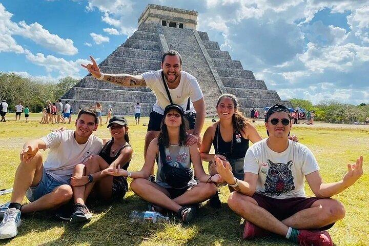 Chichén Itzá, Cenote e Valladolid con pranzo e trasporto.