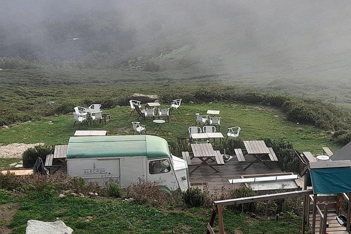 シルヴェス城とモンチケ山のプライベートツアーをお楽しみください