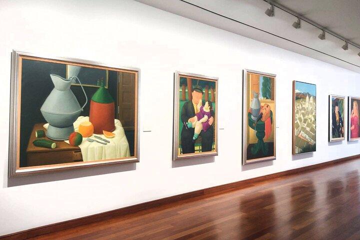 プライベートボゴタでの一日：モンセラーテ、カンデラリア、美術館