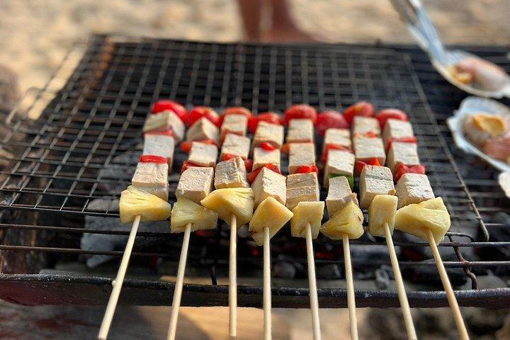 ロングテールボートによるクラビホン諸島シュノーケリングとサンセットツアー