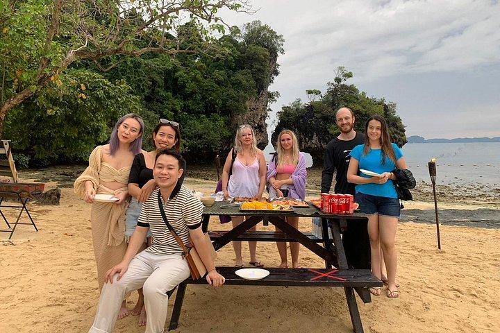 Krabi Hong Islands Sunset Buffet BBQ Dinner