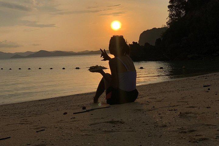 Krabi Hong Islands Sunset Buffet BBQ Dinner