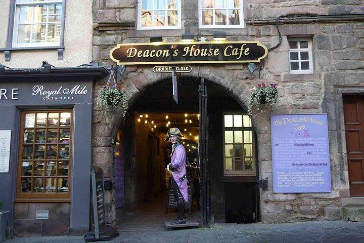 Highlights from the Royal Mile: A Self-Guided Audio Tour