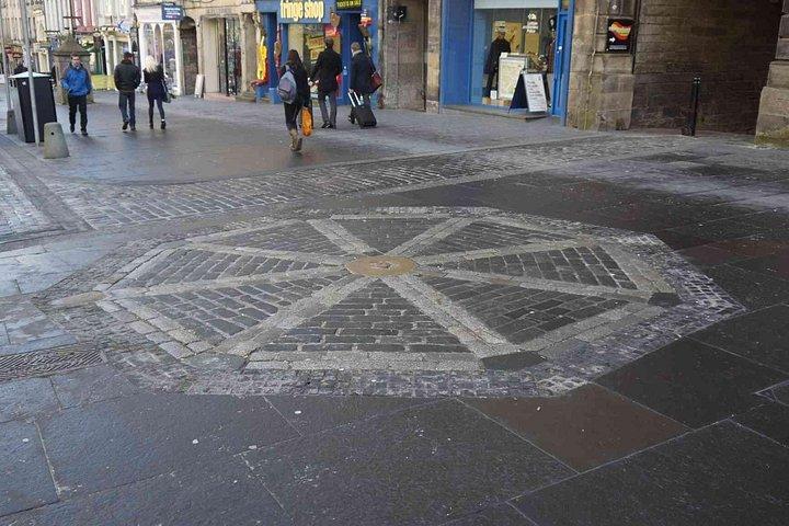 Highlights from the Royal Mile: A Self-Guided Audio Tour