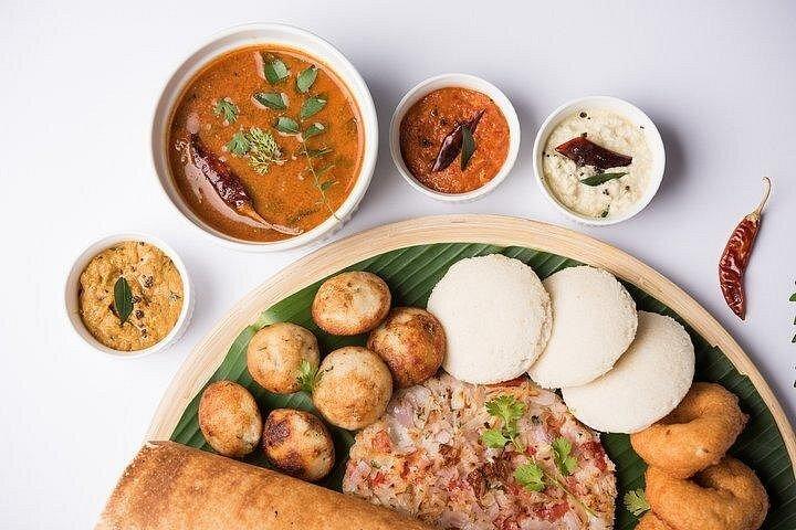 Excursão à noite de comida e mercado de Agra com guia local privado