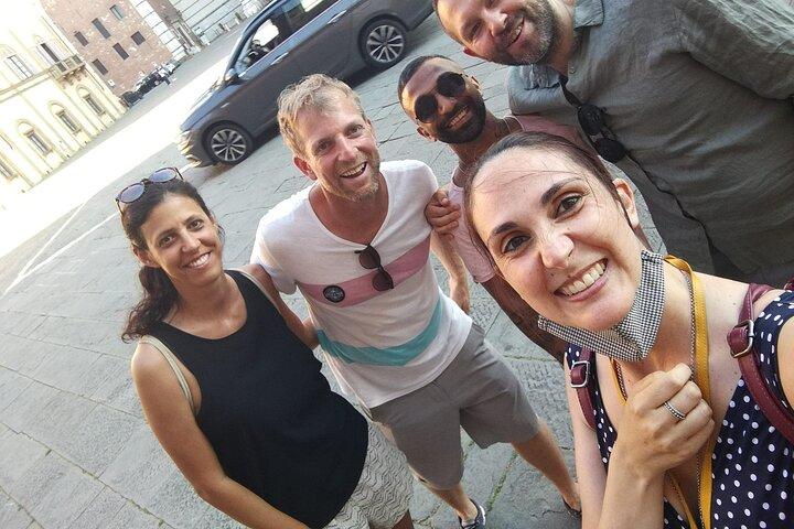Siena walking tour with Gelato & Prosecco