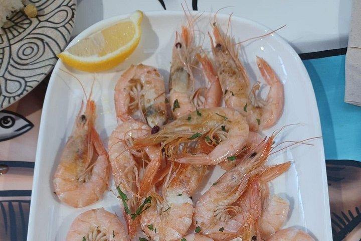 マルベーリャの味覚と市場の小グループ ツアー