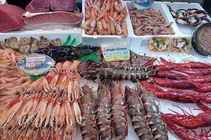 マルベーリャの味覚と市場の小グループ ツアー