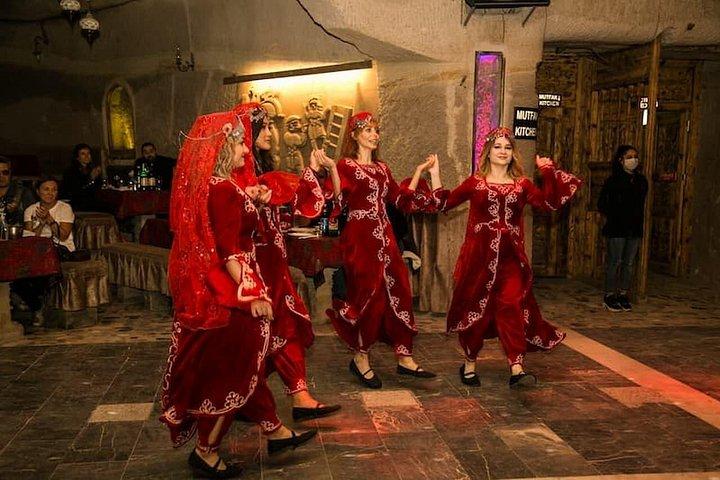 +35 の人気アトラクションまたはサービスを超えるカッパドキア トラベル パス