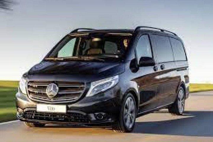 Private Airport Transfers / Istanbul Airport-Taksim Area