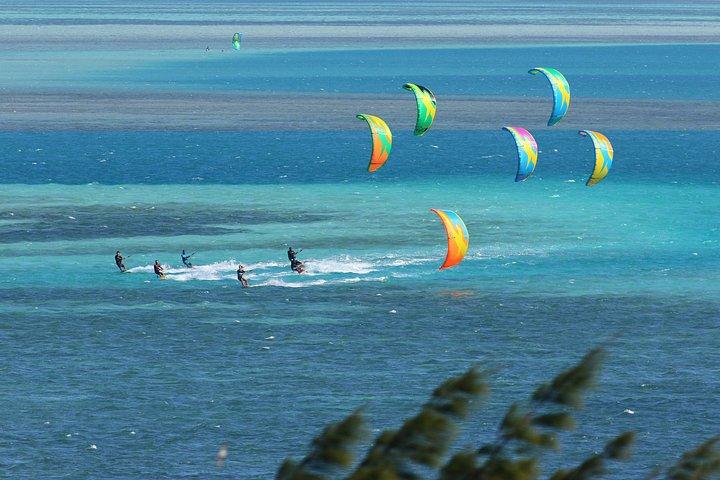 ボラカイでカイトサーフィンを学ぶ