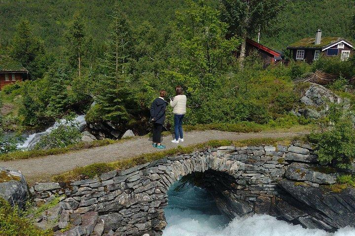 Trollstigen, Trollens land