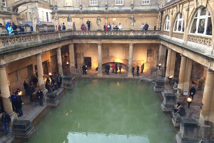 Tour privado de banho de dia inteiro a partir de Londres