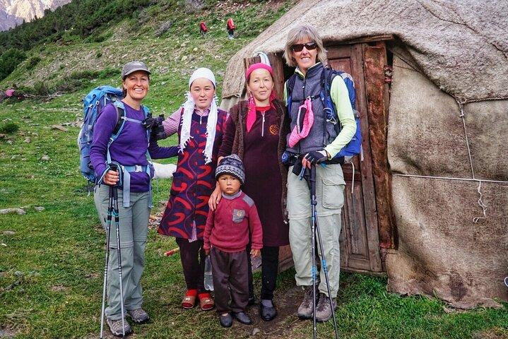 8 jours de trekking au Kirghizistan: aventure dans les montagnes d'Alay