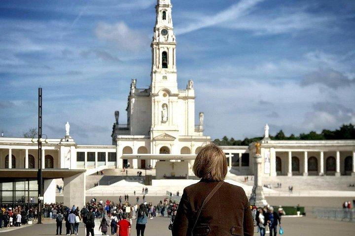 Visite privée de Fátima, Nazaré & Óbidos: Excursion guidée d'une journée au départ de Lisbonne
