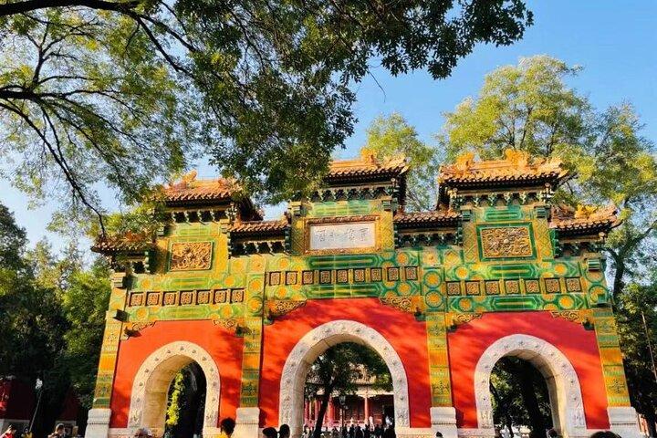 Beijing Half Day Private Tour : Lama Temple, Confucius Temple, WuDaoYing Hutong