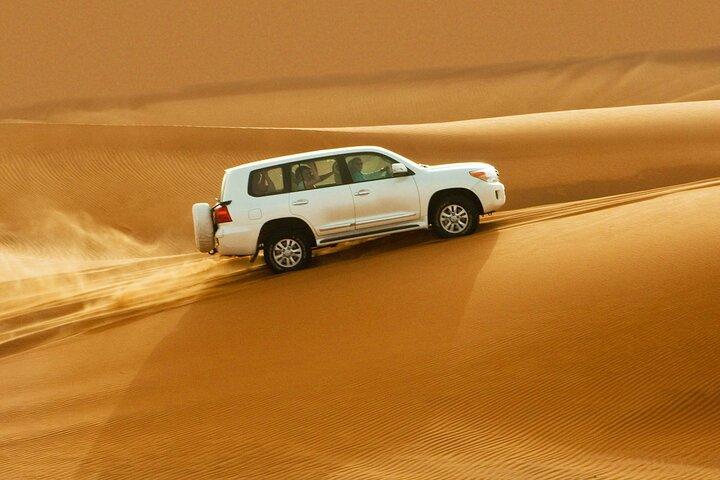 Katar Wüstensafari | Dünenbashing, Sandboarding & Binnensee