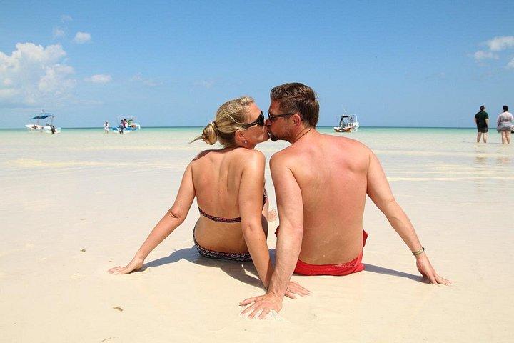 Tour guiado de día completo a Isla Holbox desde Cancún