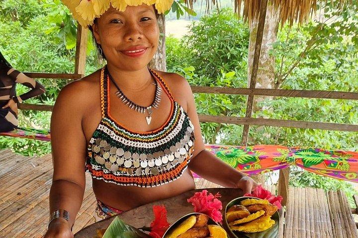 Private tours to Embera indigenous Communities