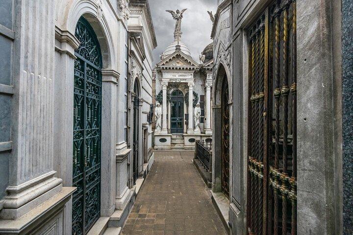 Excursão a pé no Cemitério da Recoleta
