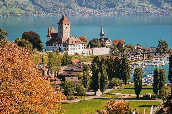 ミラノ発インターラーケンとスイスアルプスのグリーントレイン日帰り旅行
