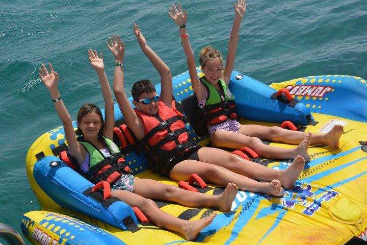 Hurghada Dolphin House und Banana Boat Fun mit Schnorcheln Zeit mit Mittagessen Inc