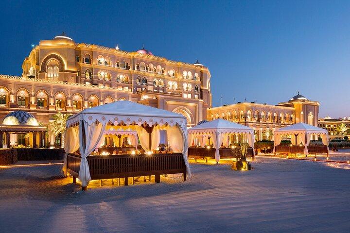 Abu Dhabi Private City Tour with Dining at Emirates Palace